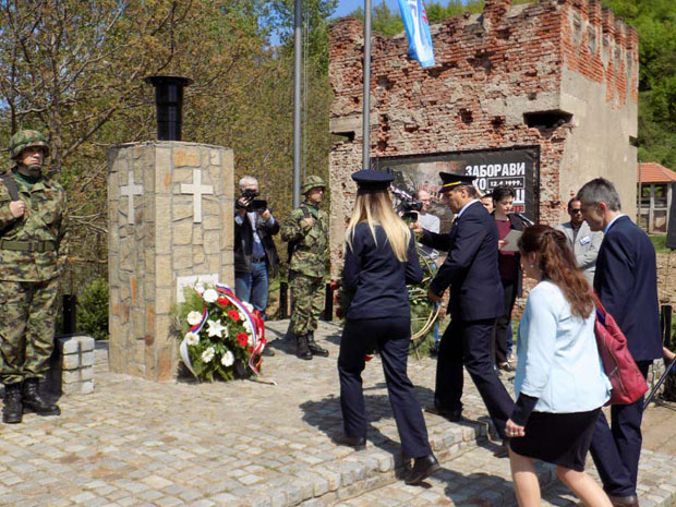 18 ГОДИНА ОД НАПАДА У ГРДЕЛИЧКОЈ КЛИСУРИ: Сећање на страдале путнике